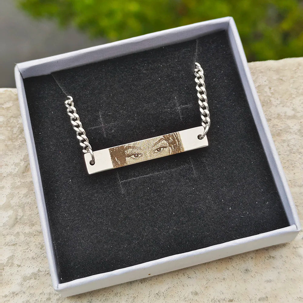 Necklace Eyes Engraved