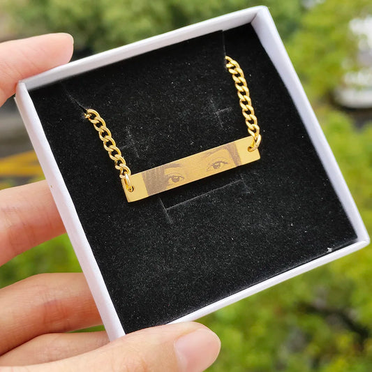 Necklace Eyes Engraved